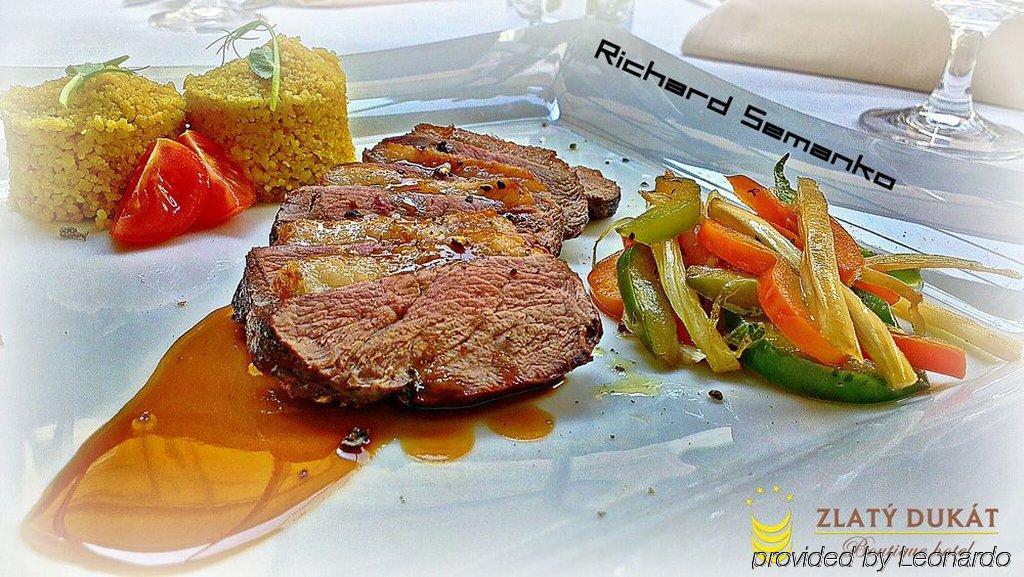 Boutique Hotel Zlaty Dukat Košice Restaurant billede